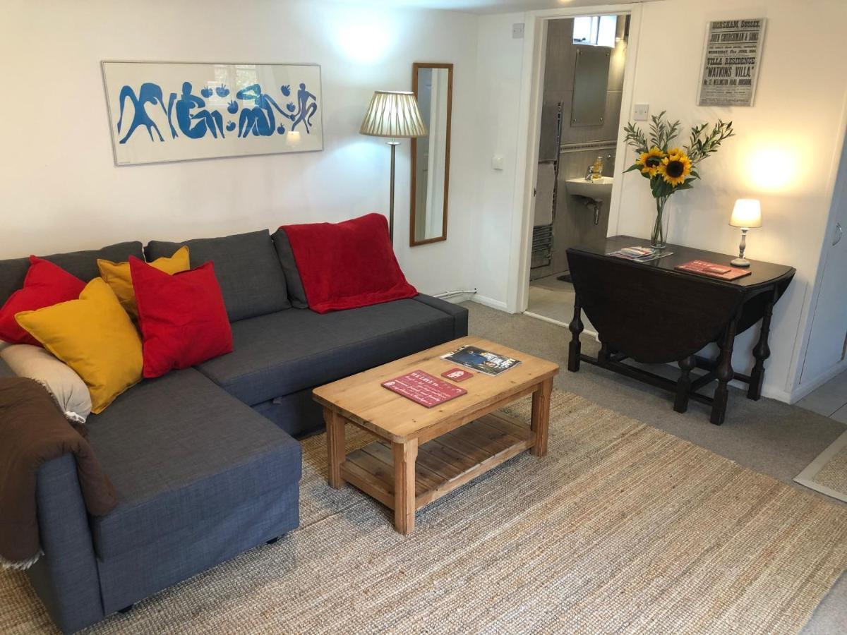 Kristina'S Coach House Apartment Horsham Ngoại thất bức ảnh
