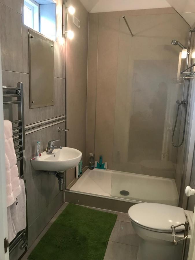 Kristina'S Coach House Apartment Horsham Ngoại thất bức ảnh